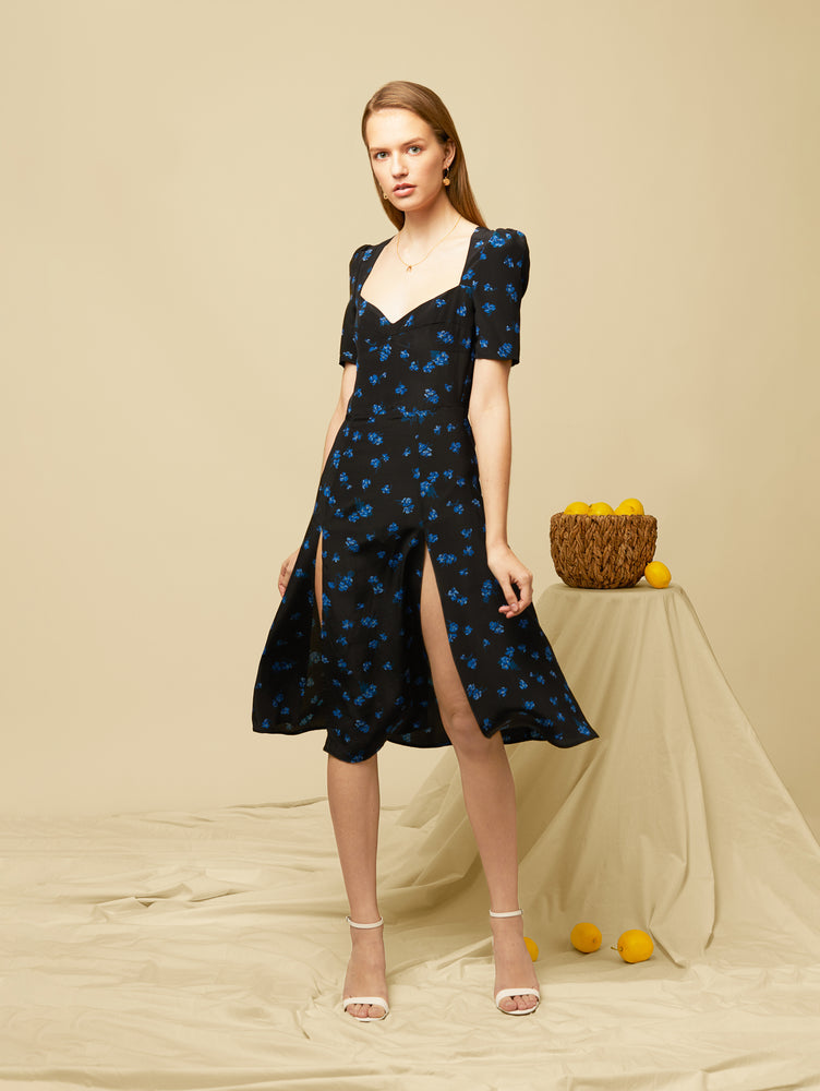 
                  
                    Load image into Gallery viewer, Alyson Dress
                  
                